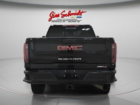 Used 2025 GMC Sierra 2500 AT4 AWD/4WD image 5