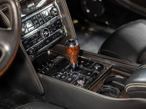 Used 2012 Bentley Mulsanne Base image 54