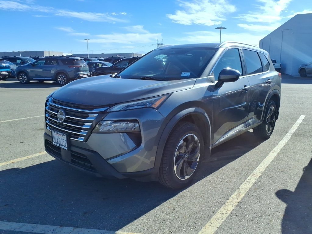 Certified 2024 Nissan Rogue SV w/ SV Premium Package FWD image 8