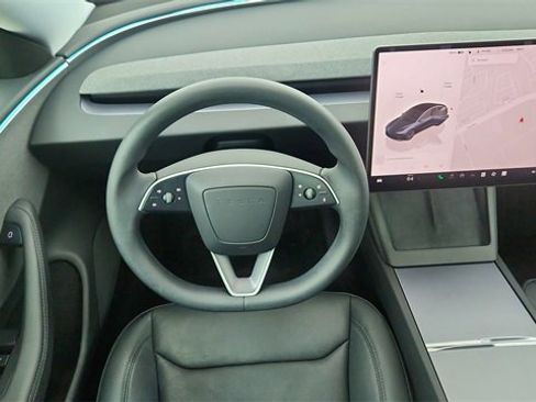 Used 2025 Tesla Model 3 Long Range image 34