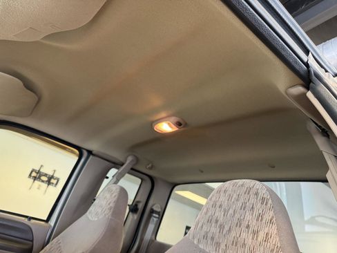 Used 1999 Ford F250 XLT image 22