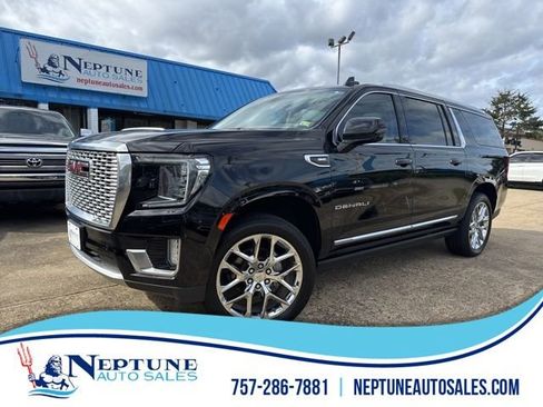 Used 2021 GMC Yukon XL Denali w/ Denali Ultimate Package image 1
