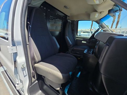 Used 2024 Chevrolet Express 2500 w/ Driver Convenience Package RWD image 27