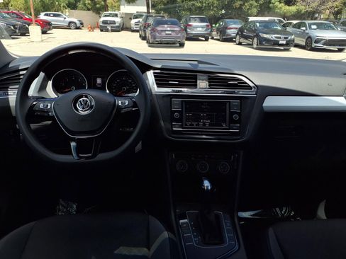 Certified 2020 Volkswagen Tiguan S FWD image 21