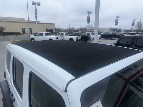 Used 2025 Jeep Wrangler Unlimited Sport S 4xe image 3