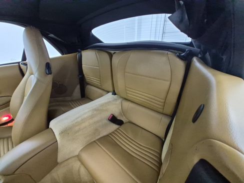 Used 2004 Porsche 911 Carrera RWD image 19