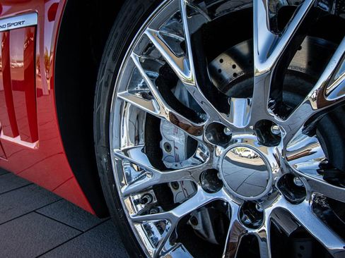 Used 2011 Chevrolet Corvette Grand Sport w/ Preferred Equipment Group image 6