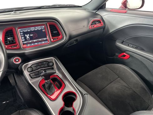 Used 2022 Dodge Challenger GT w/ Plus Package image 23