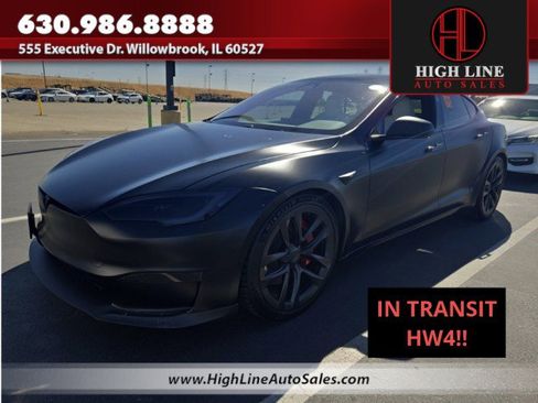 Used 2023 Tesla Model S Plaid image 1