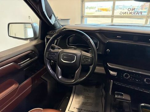 Used 2024 GMC Sierra 1500 Denali Ultimate AWD/4WD image 37