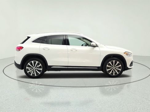 Certified 2023 Mercedes-Benz GLA 250 4MATIC image 4