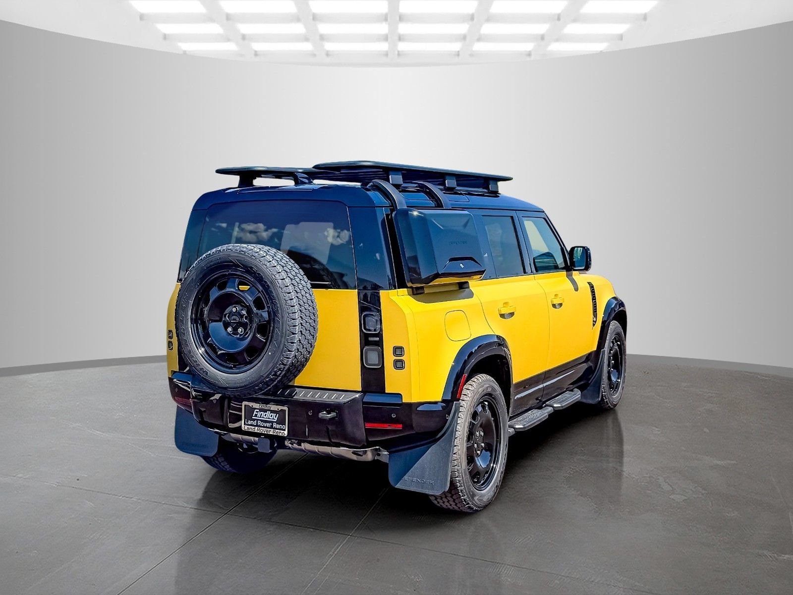 New 2026 Land Rover Defender 110 AWD/4WD image 5