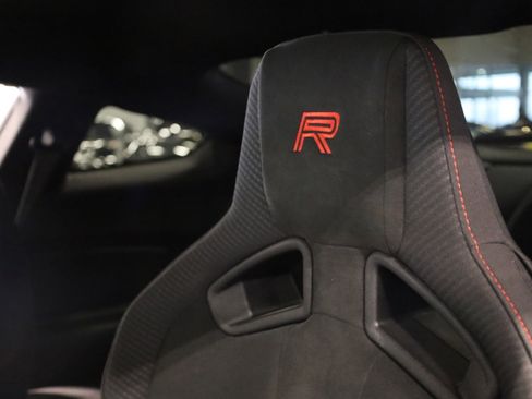 Used 2018 Ford Mustang Shelby GT350R w/ GT350R Equipment Group 920A image 18