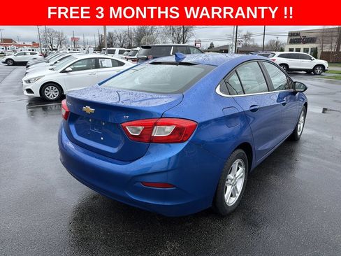 Used 2017 Chevrolet Cruze LT image 29