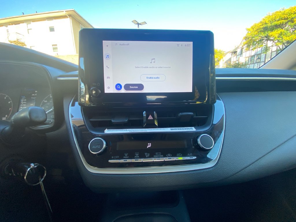 Used 2024 Toyota Corolla LE FWD image 20