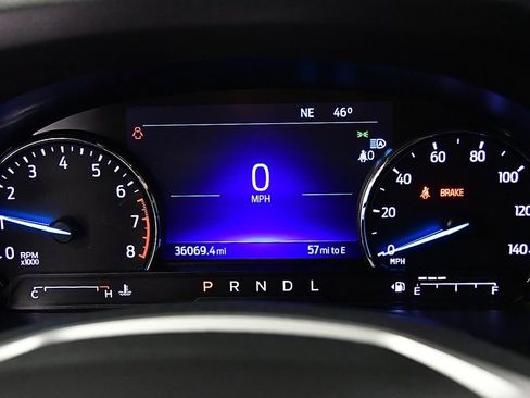 Used 2022 Ford Explorer XLT w/ Equipment Group 202A image 18