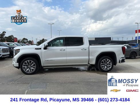 Used 2022 GMC Sierra 1500 Denali w/ Denali Reserve Package image 2