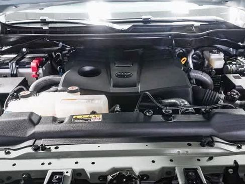 Used 2024 Toyota Tundra Limited image 23