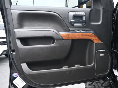 Used 2017 Chevrolet Silverado 2500 High Country w/ Duramax Plus Package AWD/4WD image 14