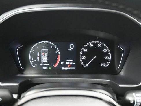 Certified 2025 Honda Pilot Touring image 11