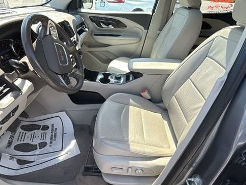 Used 2020 GMC Terrain Denali w/ Denali Premium Package AWD/4WD image 13