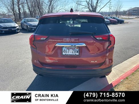 Used 2018 GMC Terrain SLE image 9