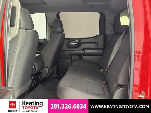Used 2022 Chevrolet Silverado 1500 Custom w/ LPO, Blackout Package RWD image 15