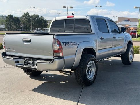 Used 2015 Toyota Tacoma 4x4 Double Cab w/ TRD Off-Road Package image 9