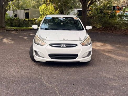 Used 2016 Hyundai Accent SE FWD image 2