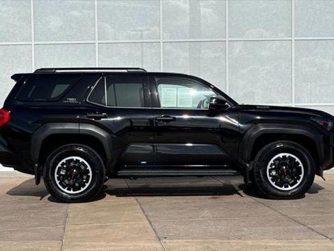 Certified 2025 Toyota 4Runner TRD Off-Road image 3