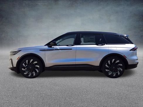 New 2026 Lincoln Nautilus Reserve AWD/4WD image 4