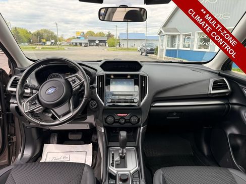 Used 2023 Subaru Forester Premium AWD/4WD image 17