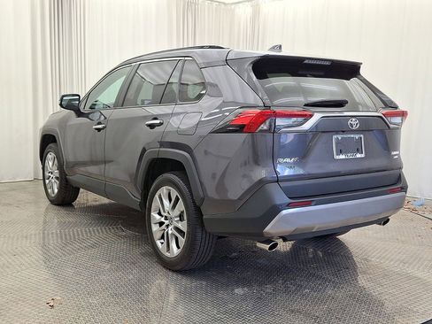 Used 2024 Toyota RAV4 Limited image 28