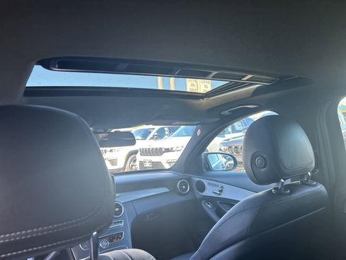 Used 2018 Mercedes-Benz C 300 Sedan image 26