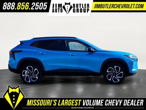 Used 2025 Chevrolet Trax RS image 5