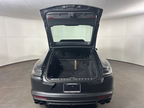 Certified 2023 Porsche Panamera 4 Platinum Edition image 23