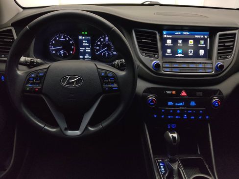Used 2017 Hyundai Tucson Limited w/ Limited Ultimate Package 03 FWD image 22