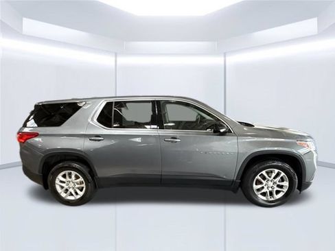 Used 2020 Chevrolet Traverse LS w/ LPO, Floor Liner Package FWD image 25