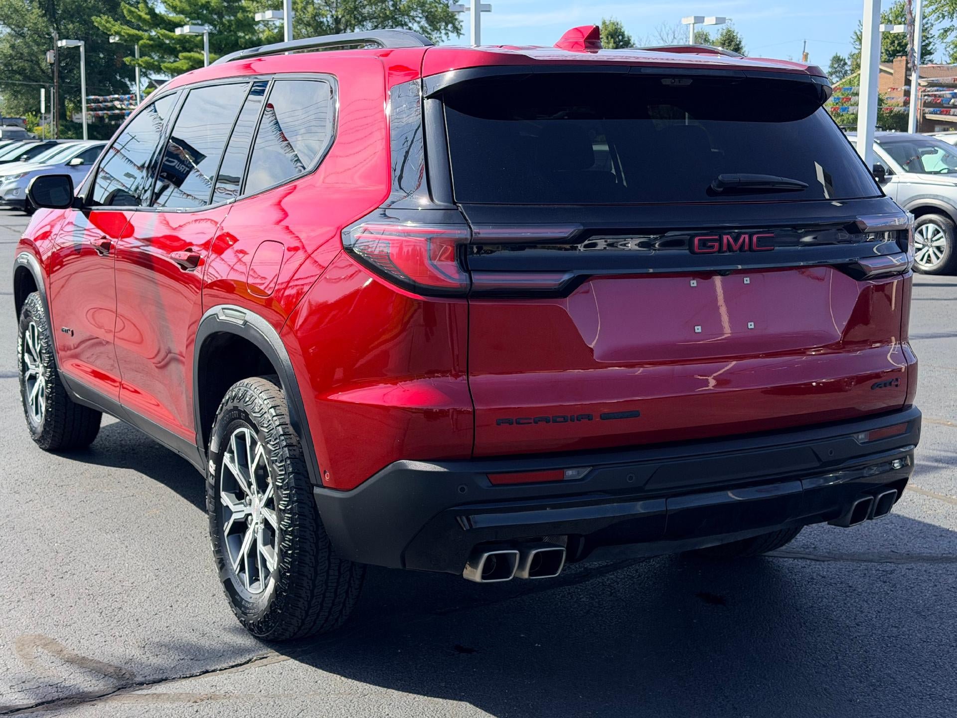 Used 2024 GMC Acadia AT4 w/ Super Cruise Package AWD/4WD image 7