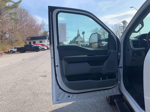 New 2024 Ford F550 4x4 Crew Cab Super Duty image 19
