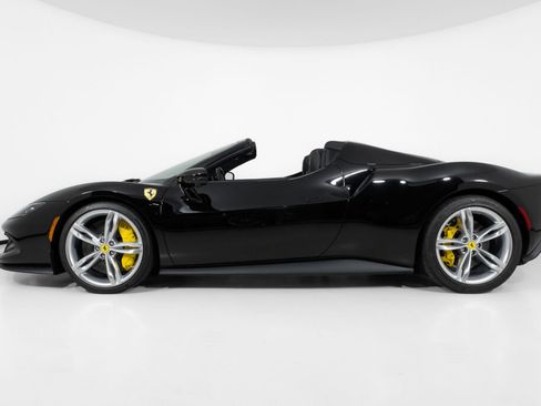 Used 2025 Ferrari 296 GTS RWD image 3