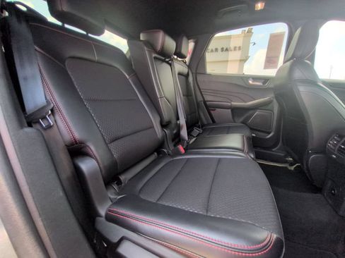 Used 2025 Ford Escape ST-Line AWD/4WD image 29