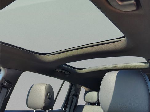 Certified 2026 Mercedes-Benz GLB 250 GLB 250 image 34