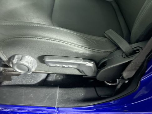 Used 2018 Jeep Wrangler Unlimited Sport image 13