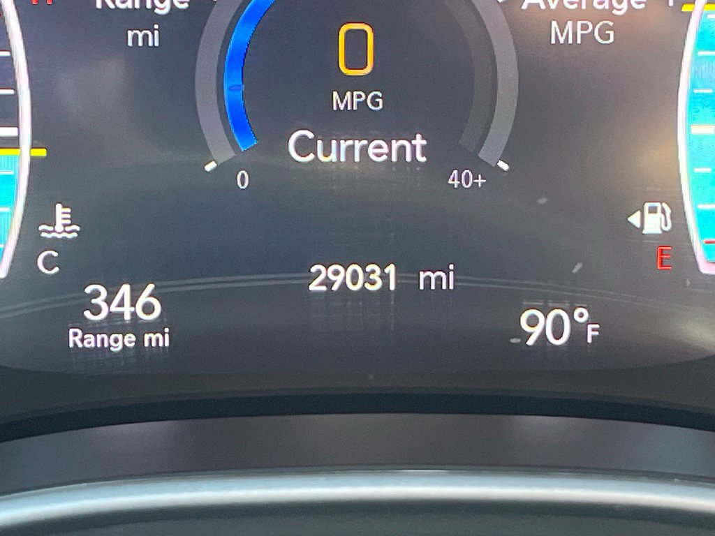 Certified 2025 Chrysler Pacifica Select FWD image 20