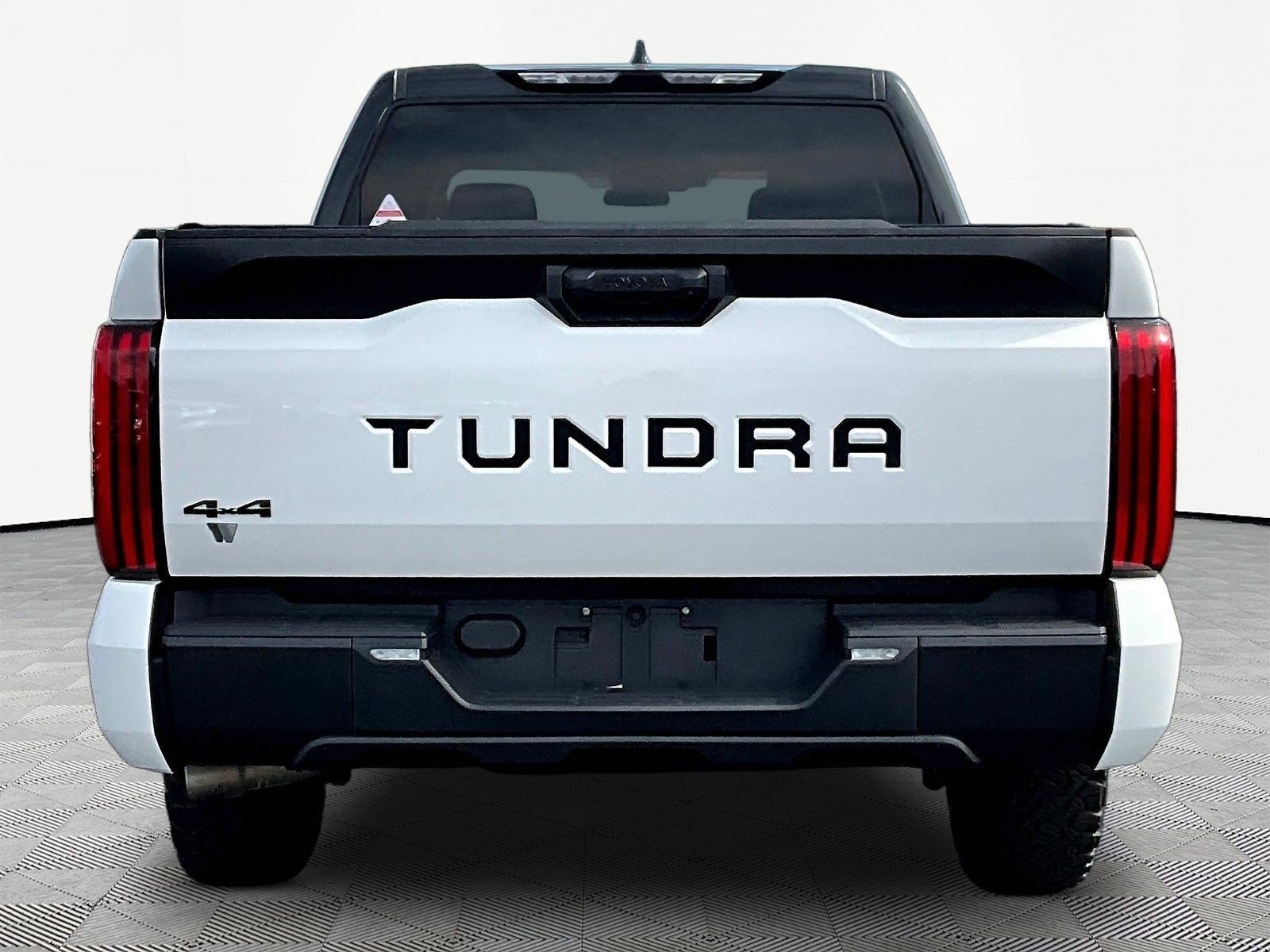 Used 2023 Toyota Tundra SR AWD/4WD image 5