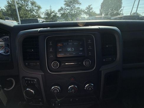Used 2018 RAM 1500 Express AWD/4WD image 15