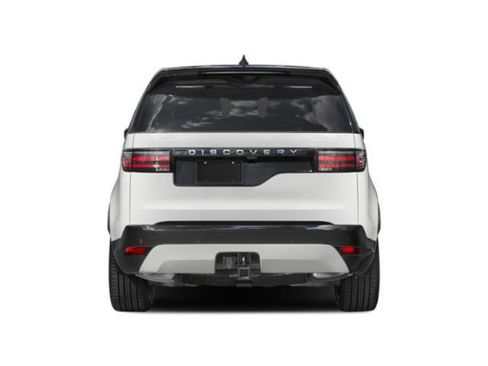 Certified 2024 Land Rover Discovery Dynamic SE image 5