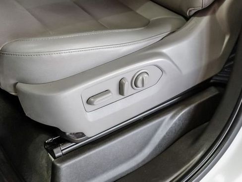 Used 2023 Chevrolet Silverado 3500 LTZ w/ LTZ Convenience Package image 33