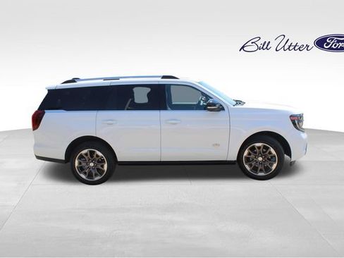 Used 2026 Ford Expedition King Ranch AWD/4WD image 4
